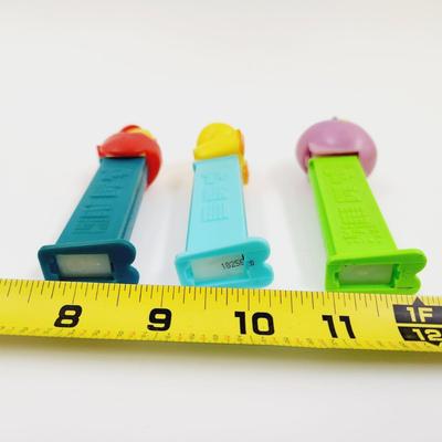 EAST CHICK COLLECTABLE PEZ DISPENSERS