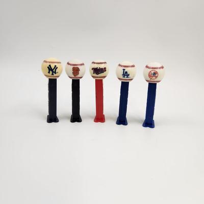 MLB MULTI TEAM COLLECTABLE PEZ DISPENSERS