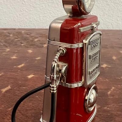 Timex Collectible Mini Red Gas Pump Desk Top Clock