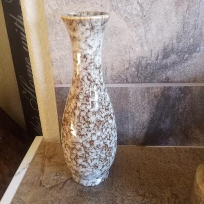 MARBLE TRINKET BOX-STONE VASE AND FAUX PLANT