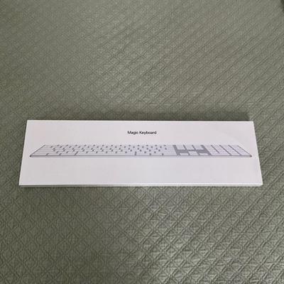 1811 New Sealed Apple Magic Keyboard with Numeric Keypad