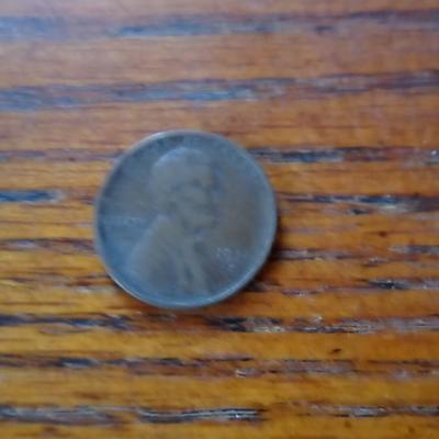 LOT 56     1911-S LINCOLN PENNY