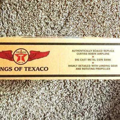 DIE CAST COIN BANK WINGS OF TEXACO 1929 CURTIS ROBIN AIRPLANE