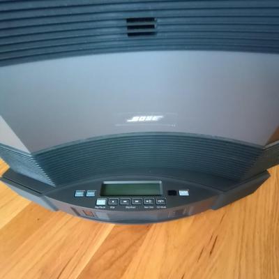 BOSE ACOUSTIC WAVE MUSIC SYSTEM ll WITH TWO REMOTES