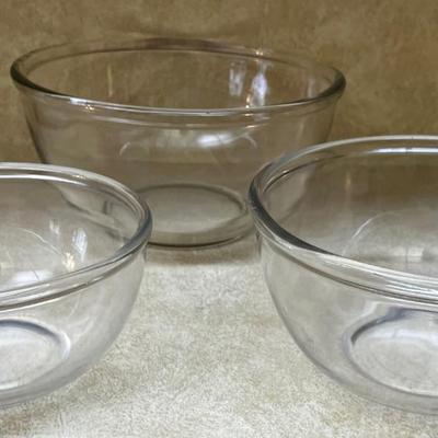 3 Clear Glass Nested Mixing Bowls 