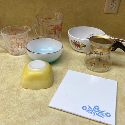 Various pieces of Corningware, FireKing and Pyrex