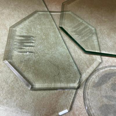 Glass Trivets Round and octagon