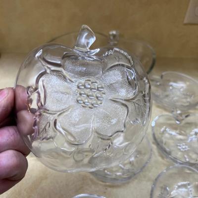 Apple Shaped Fruit Bowl + 7 Apple Shaped individual Bowls! 