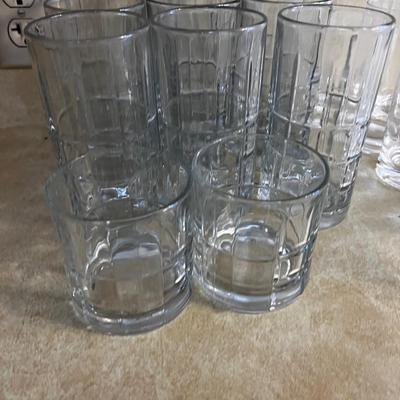 Lots of Tumblers 2 Varieties; Heavy and light! 