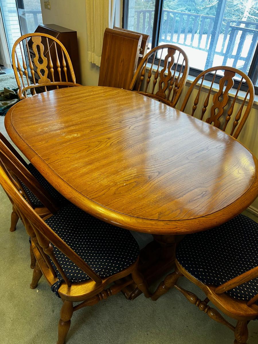 OAK Table and Chairs