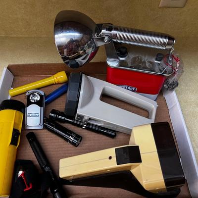 Tray of Flashlights, Serval Varieties 