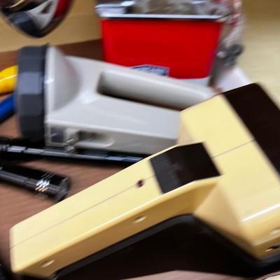 Tray of Flashlights, Serval Varieties 