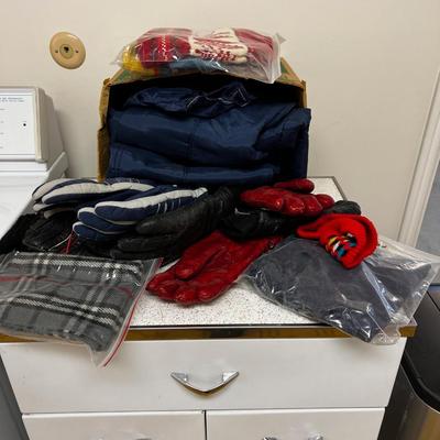 Box Full of Beanies, Scarfs, Gloves, Snow pants VINTAGE