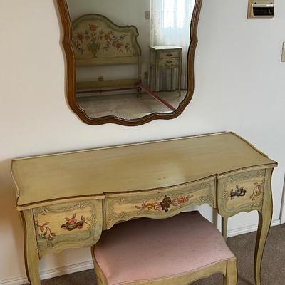 Widdicomb Vanity w/ Stool & Mirror