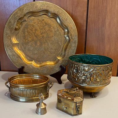 Brass Stuff: Bell, planters, box etc.