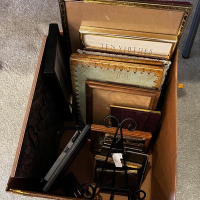 Box of Frames. 