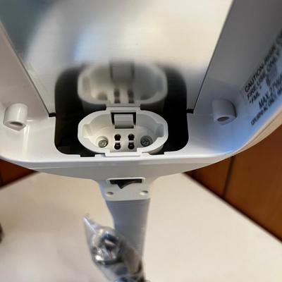 Bell Howell Desk Lamp 