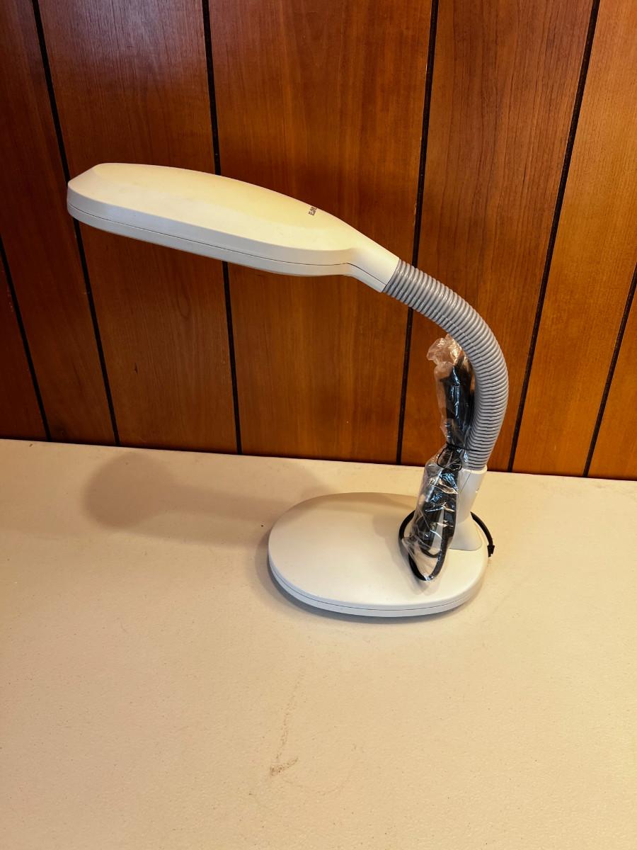 Bell Howell Desk Lamp