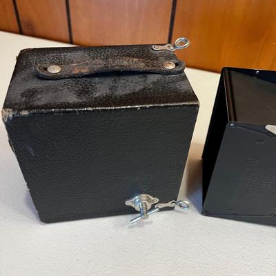 Antique Eastman Kodak No. 2 Brownie Model B Camera, VINTAGE