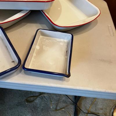 Enamel Trays (5) 