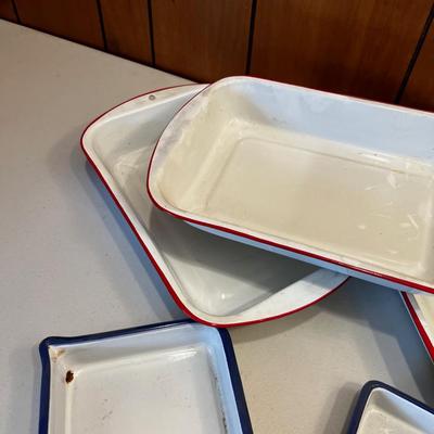 Enamel Trays (5) 