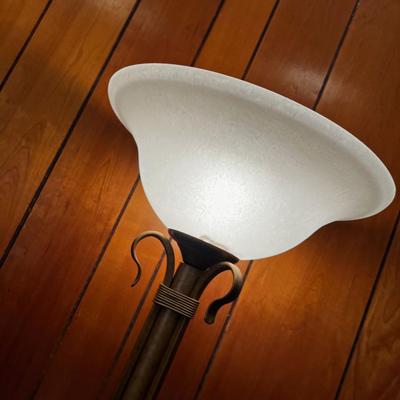 Hammered Finished Floor Lamp