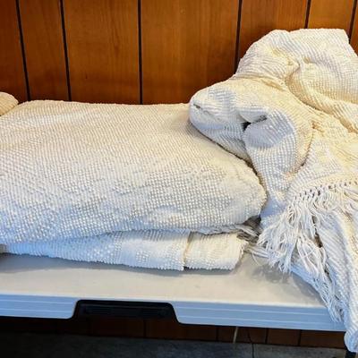 Large lot of Chenille Bed Spreads (4)
