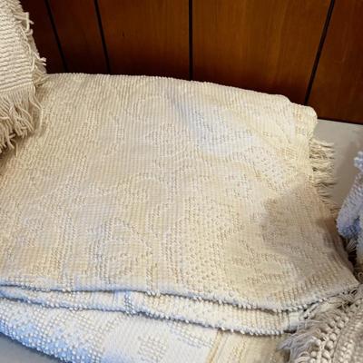 Large lot of Chenille Bed Spreads (4)