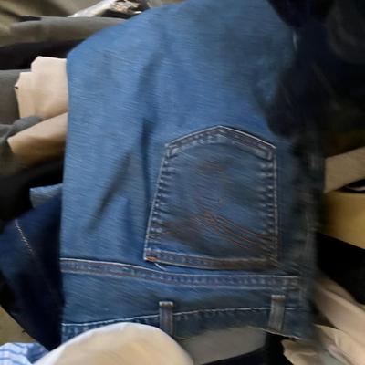 Closet full of Men's Clothes 42 Top 38 Bottoms Extra Large