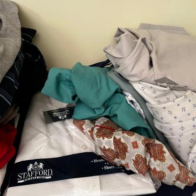 Closet full of Men's Clothes 42 Top 38 Bottoms Extra Large