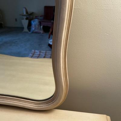 Dresser Large White Antique Paint. 