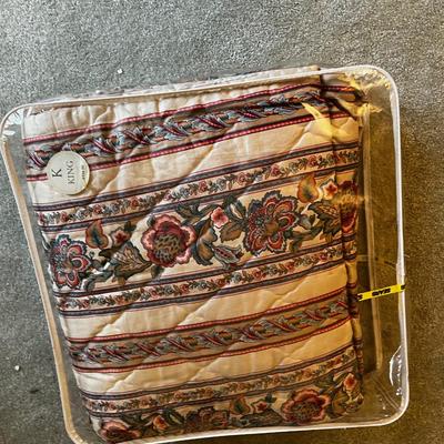 King Size Bed Spread Floral Paisley 