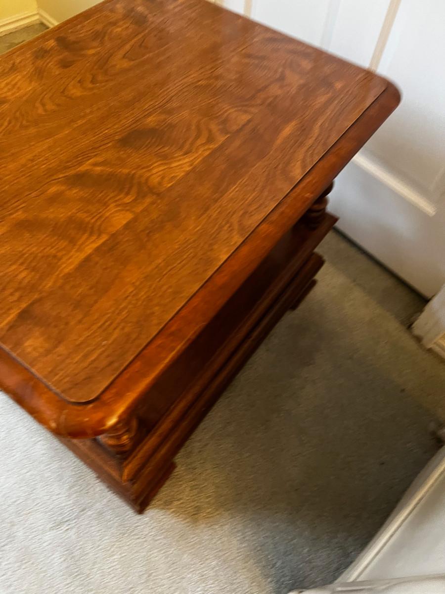 Ethan Allen Maple End Table with Formica Top