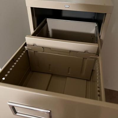 HON 4 drawer Filing Cabinet 