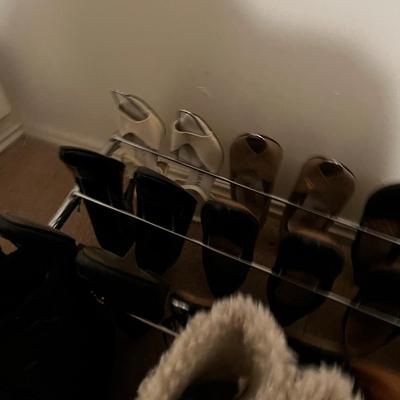 Women's Shoe Lot Size 6  ish 