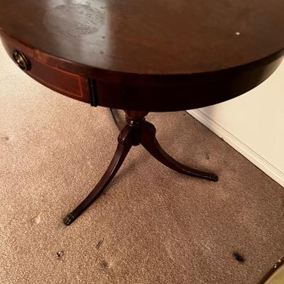 Round Mahogany Lamp Table 