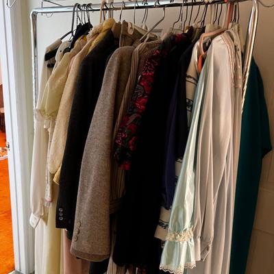 Women's Pant suits and Skirt Suits Wool Rack included. 