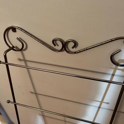 Wire Wall Towel Rack 
