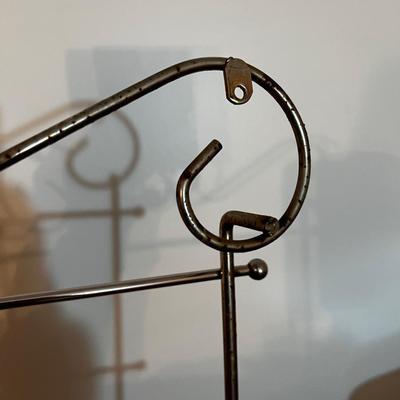 Wire Wall Towel Rack 