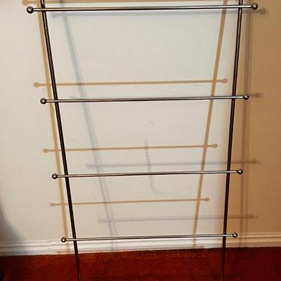 Wire Wall Towel Rack 