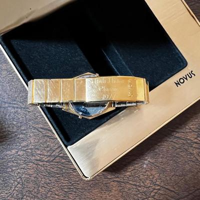 MEN'S NEW NOVUS in the Box 1977