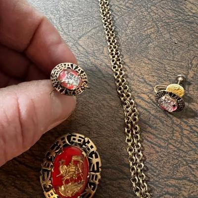 Asian Rickshaw Red & Gold Toned Jewels