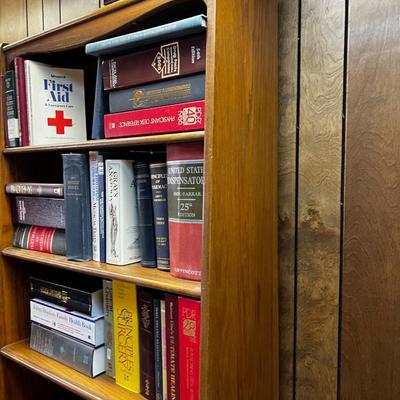 Hard Rock Maple Hutch and matches the Desk on 564 