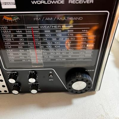 Sharp World Wide Receiver World Band Survivalist 