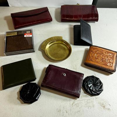 Wallets and Coin Purses. Mixed Gender