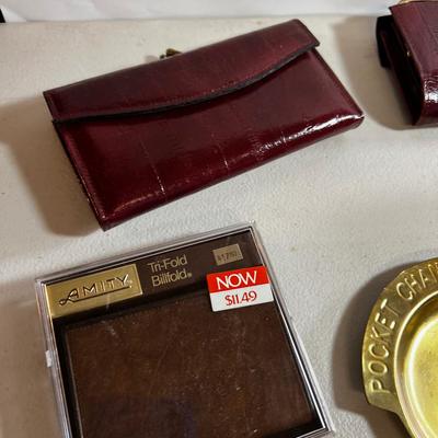Wallets and Coin Purses. Mixed Gender