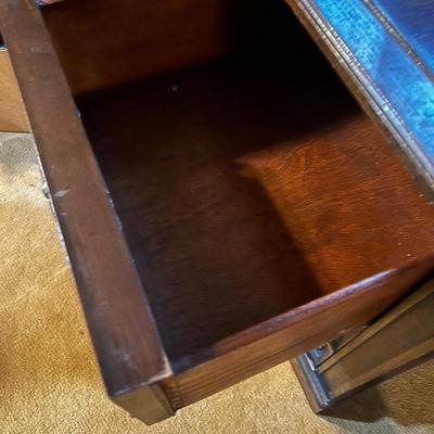 Mediterranean End Table with 4 Drawer