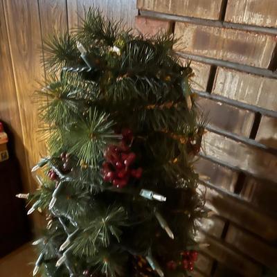 Pair of Topiary's for Xmas DÃ©cor with Lights 