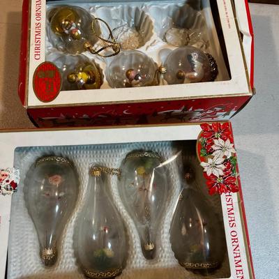 2 boxes Clear  Tear drop and Round with Dried Flower and Angels VINTAGE