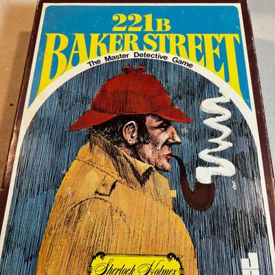 2 Strategy Games: Foil & 221 B Bakers Street 